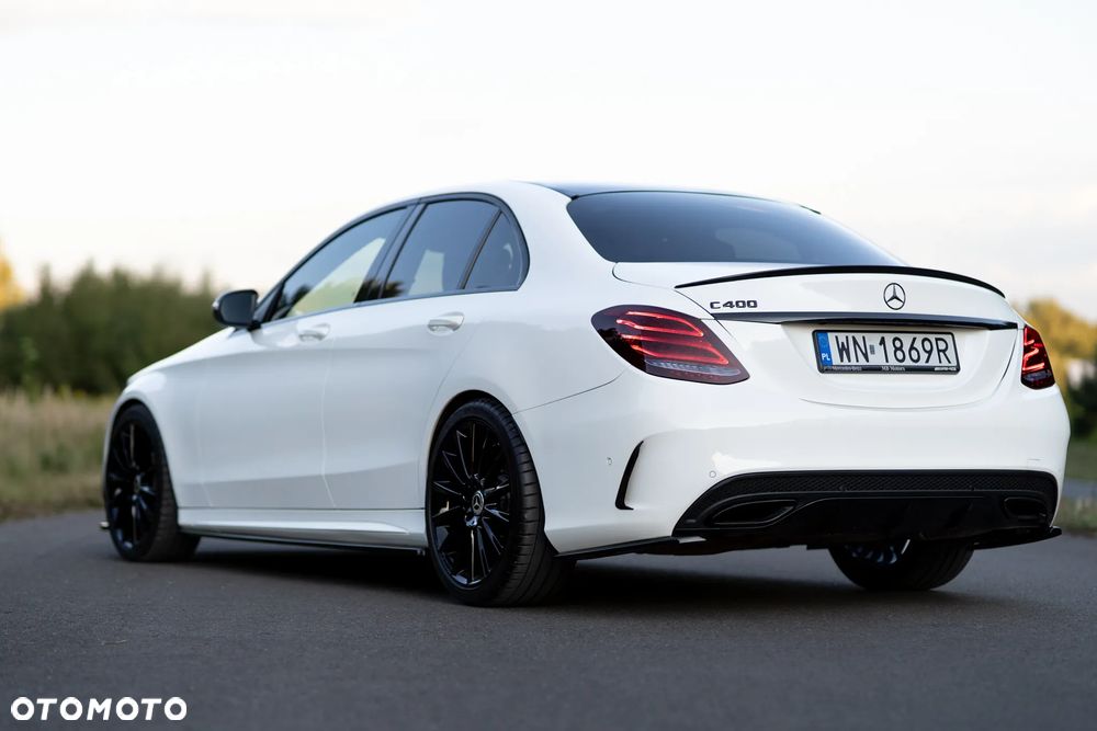 Mercedes-Benz Klasa C 400 4-Matic 7G-TRONIC - 29