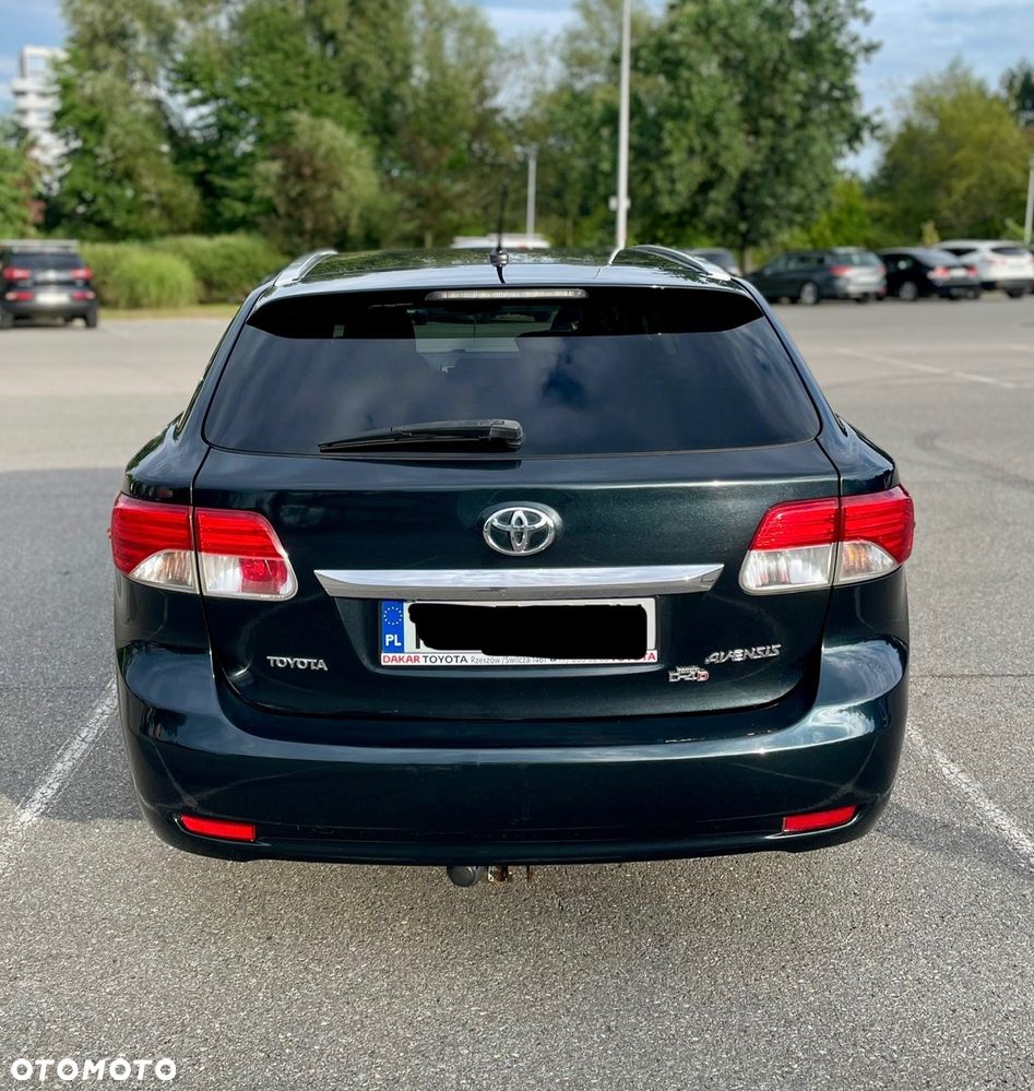 Toyota Avensis 2.0 D-4D Premium - 5