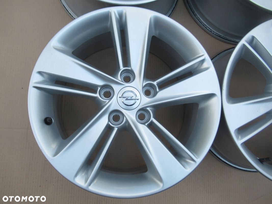 ALUFELGI 17' 4szt OPEL INSIGNIA B,ANTARA,ASTRA J,ZAFIRA C, CAPTIVA,CRUZE - 2