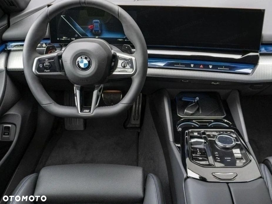 BMW Seria 5 520i mHEV M Sport - 11