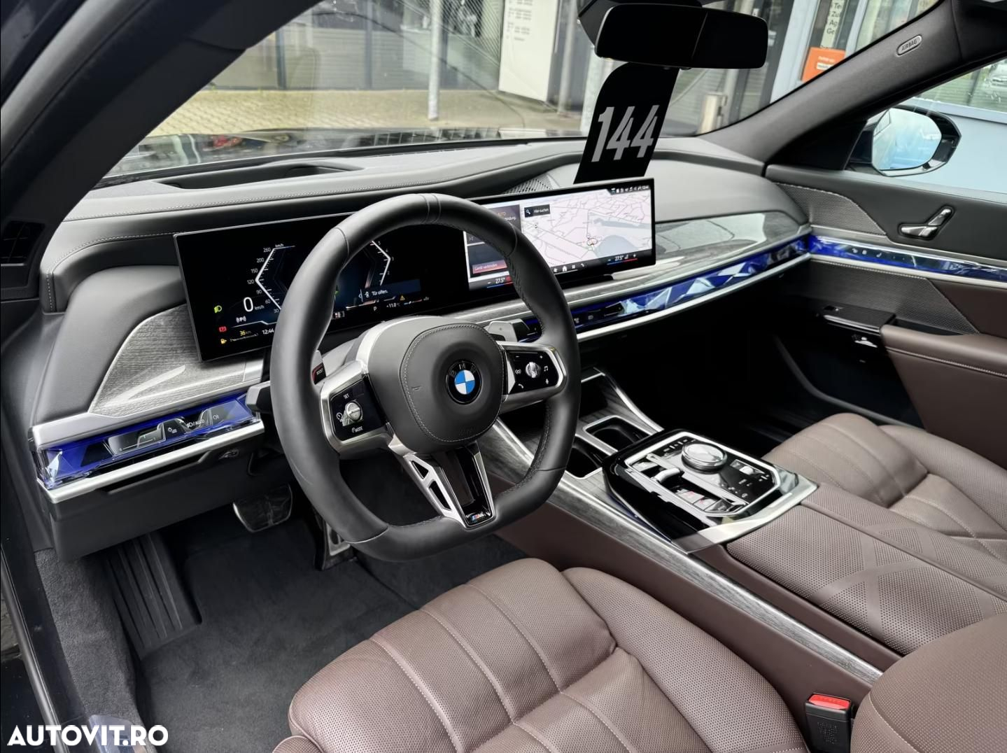 BMW Seria 7 - 8