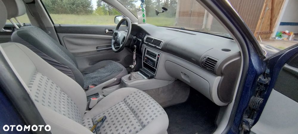 Volkswagen Passat 1.9 TDI - 27