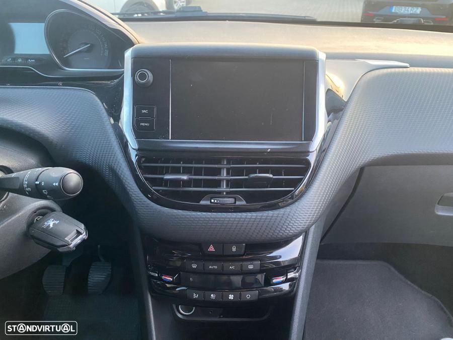 Peugeot 2008 1.2 VTi Active - 7