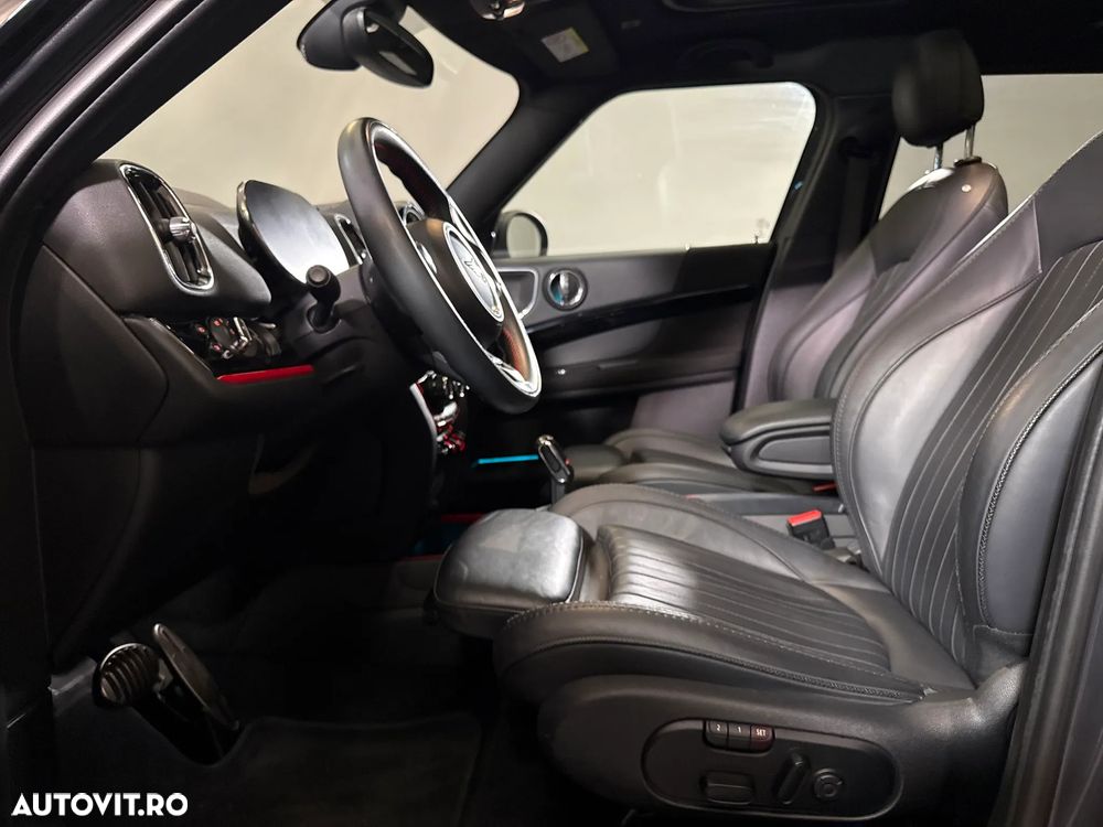 Mini Countryman - 26