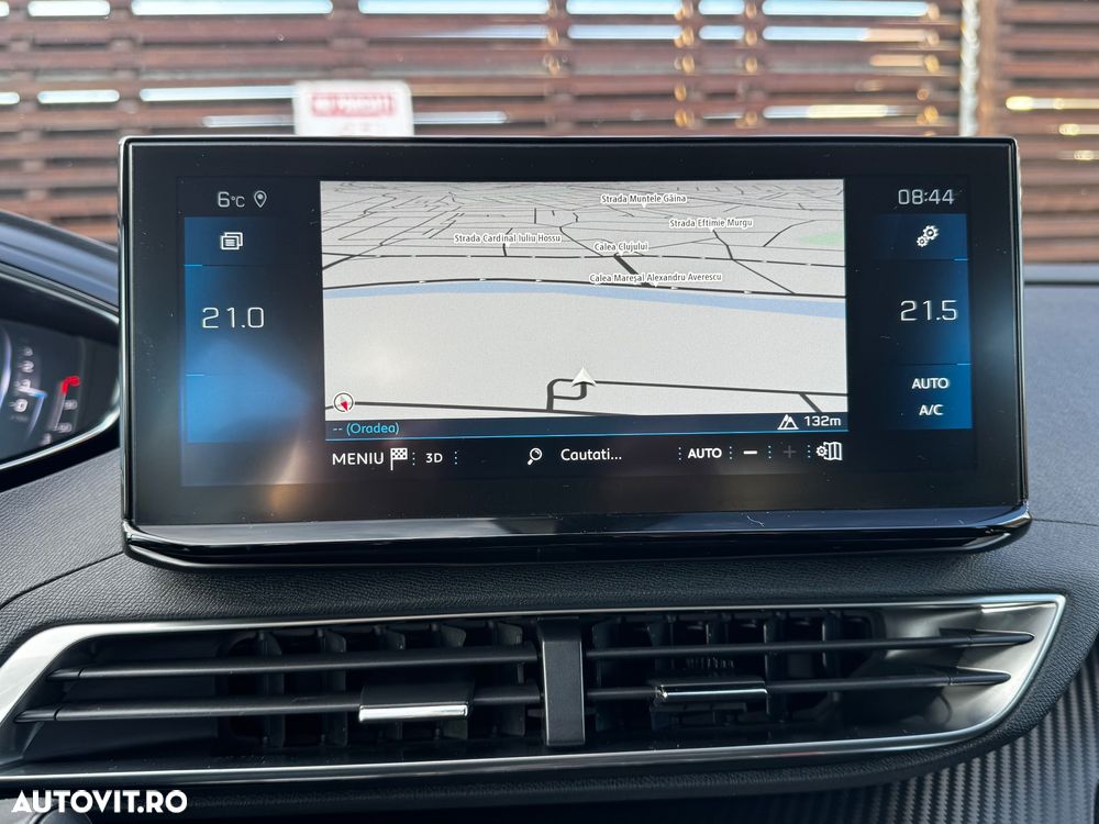 Peugeot 3008 1.5 BlueHDI 130 EAT8 Allure Pack - 27