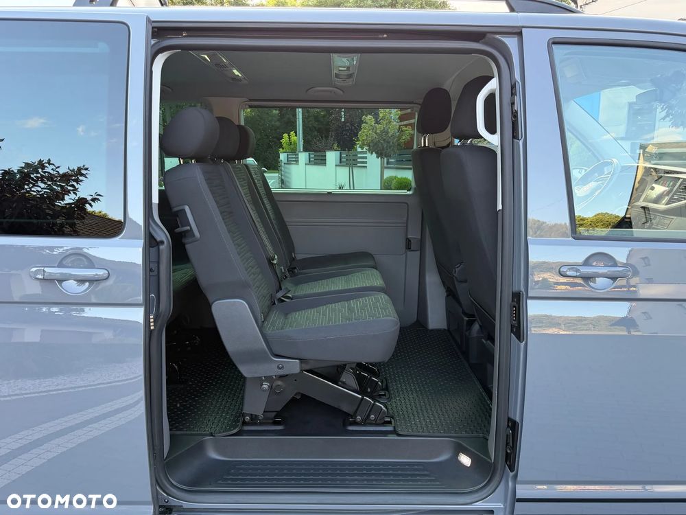 Volkswagen Caravelle 2.0 TDI L1 Highline 4Motion DSG - 35