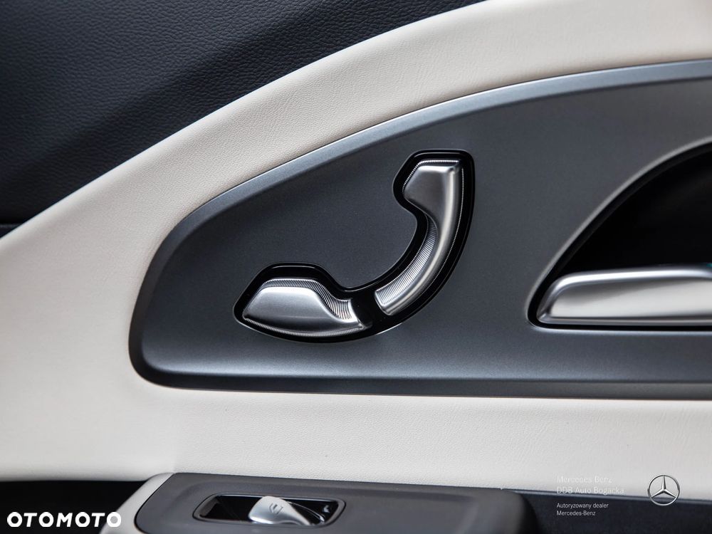 Mercedes-Benz CLA 200 mHEV 8G-DCT - 9
