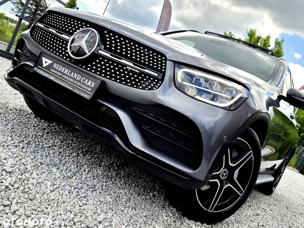 Mercedes-Benz GLC 300 de 4Matic 9G-TRONIC AMG Line Plus - 34
