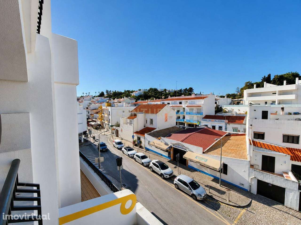 Apartamento T2 na Praia do Carvoeiro. - Grande imagem: 2/10