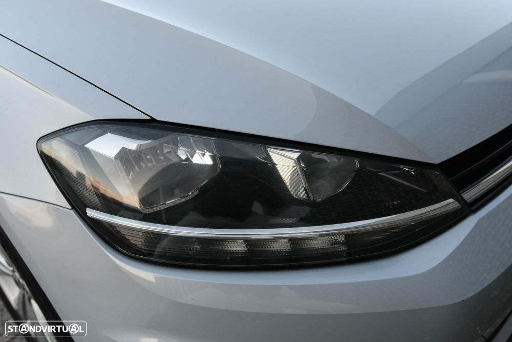 VW Golf 1.6 TDI Confortline - 22