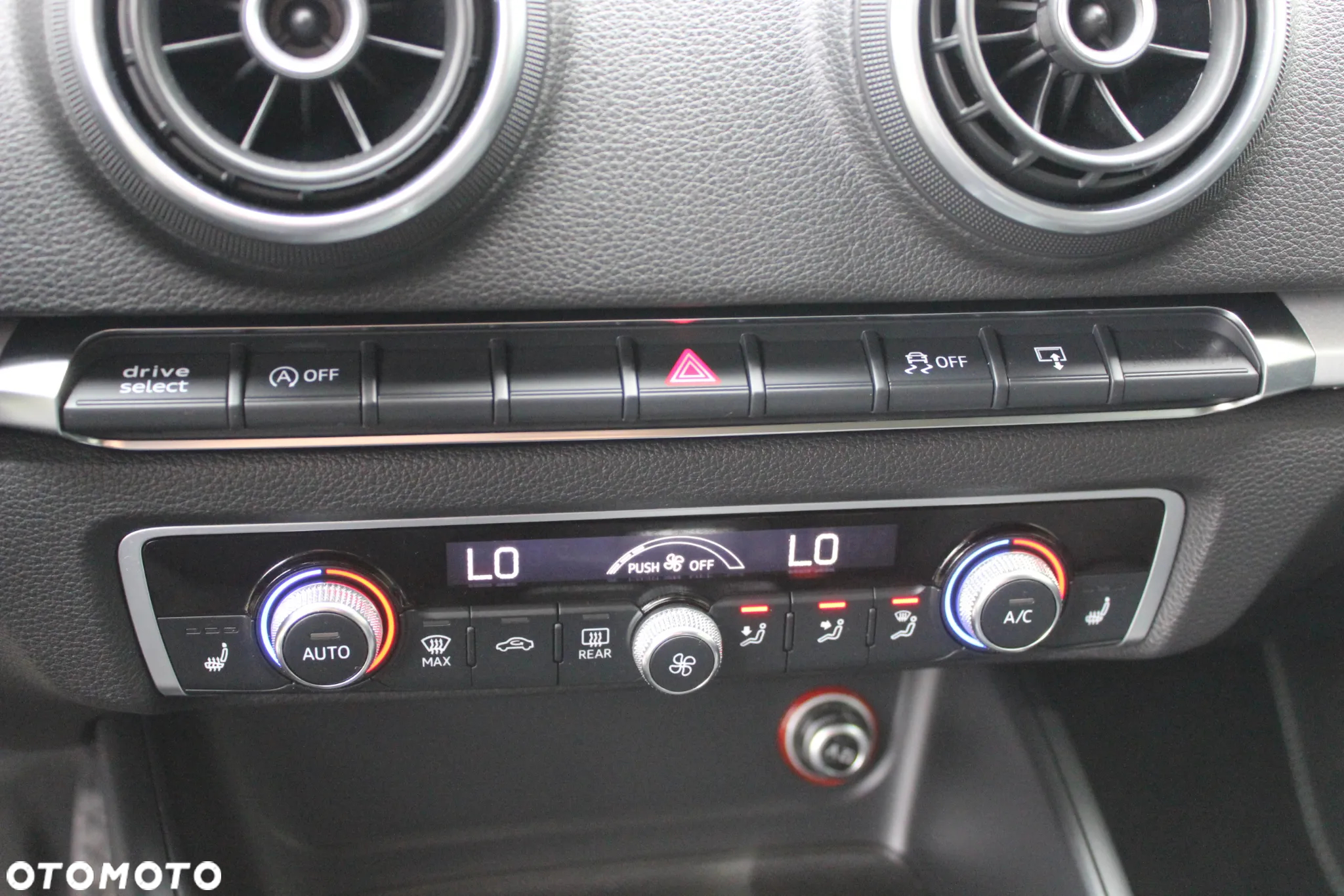 Audi A3 2.0 TDI Sportback (clean diesel) S line Sportpaket - 29