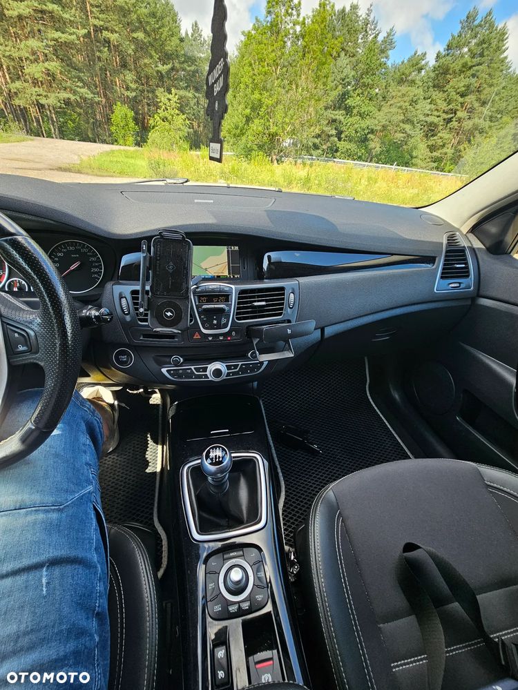 Renault Laguna 2.0 dCi Bose Edition - 5