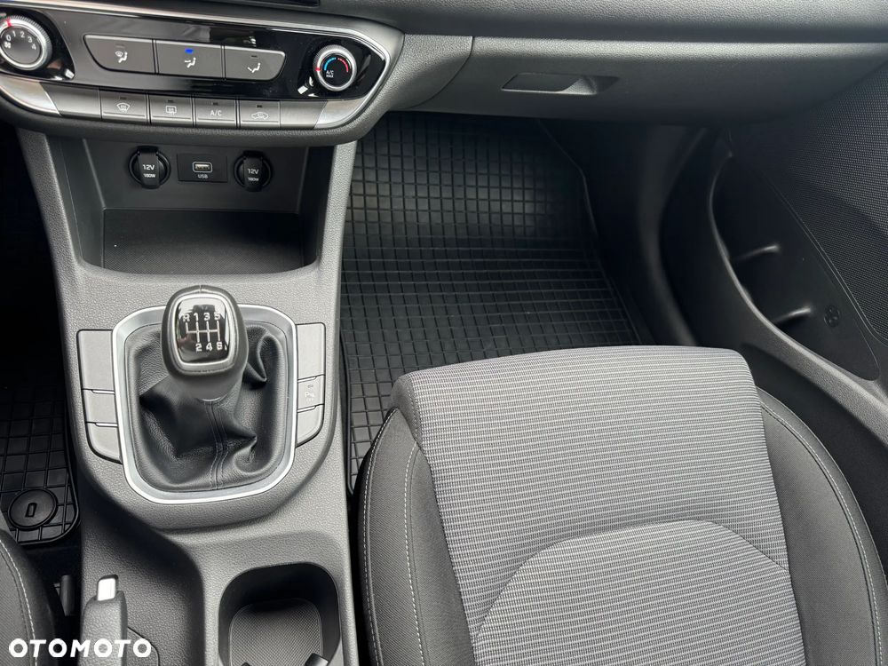 Hyundai i30 1.5 DPI Modern - 11