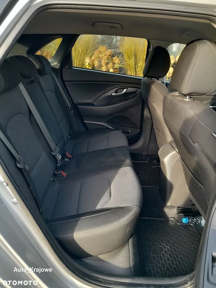 Hyundai i30 1.5 DPI Smart - 26