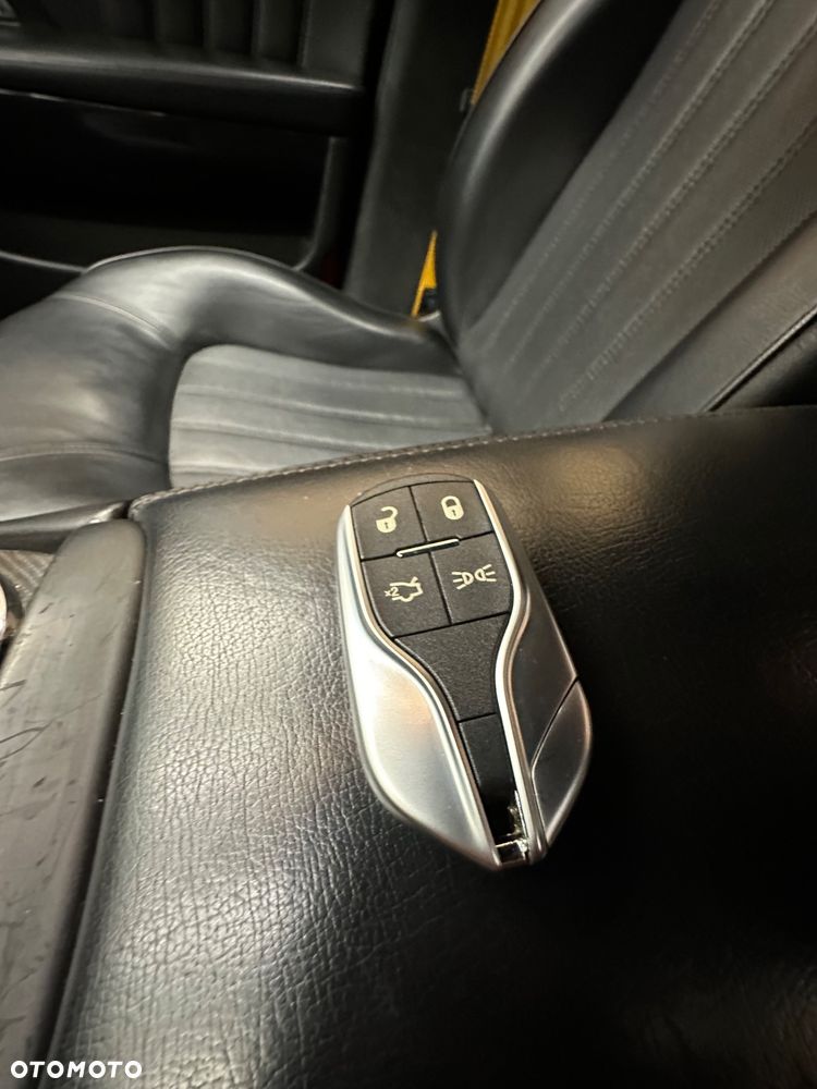 Maserati Quattroporte - 35