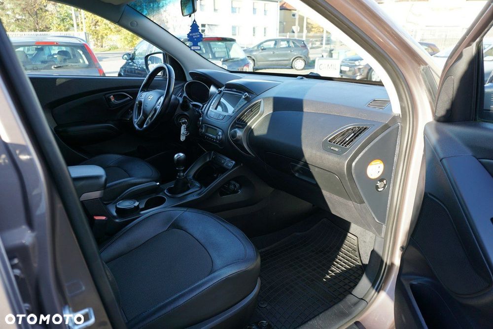 Hyundai ix35 - 15