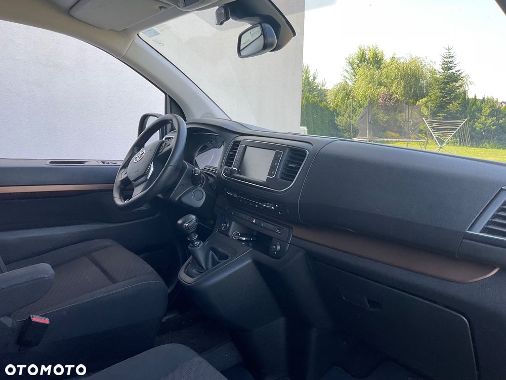 Toyota Proace 2017 photo 2