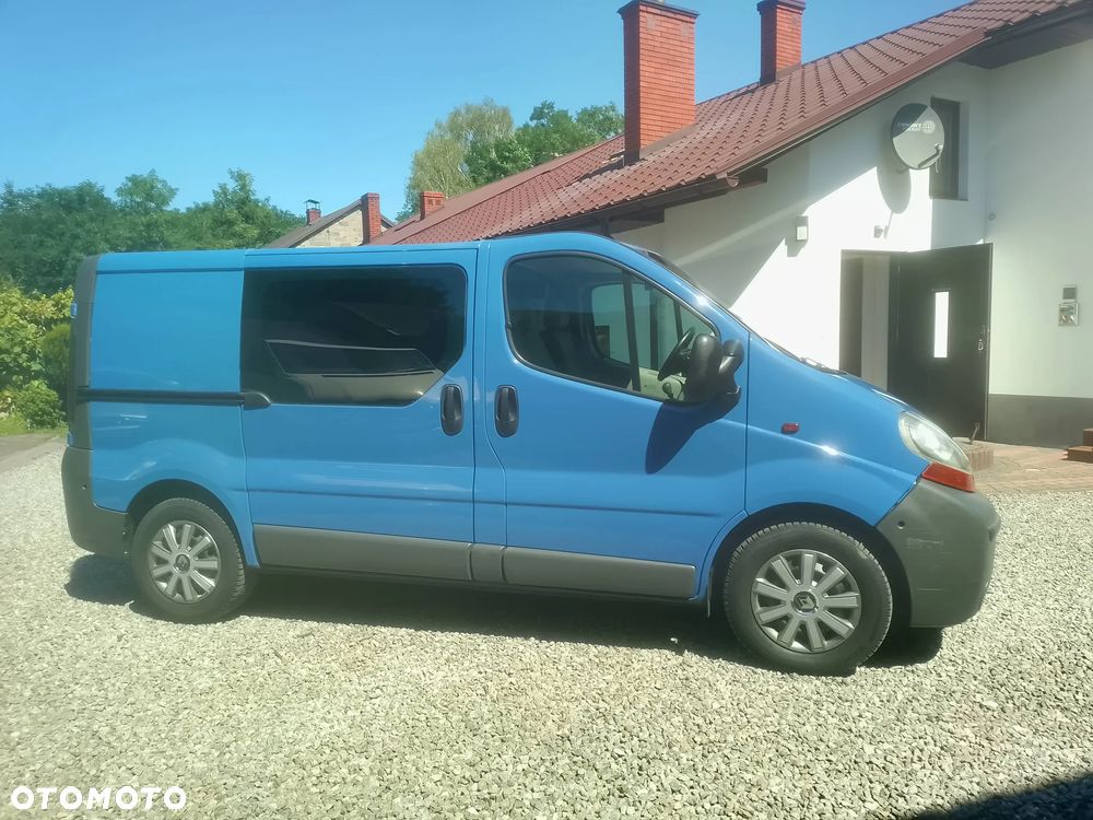 Renault Trafic - 2