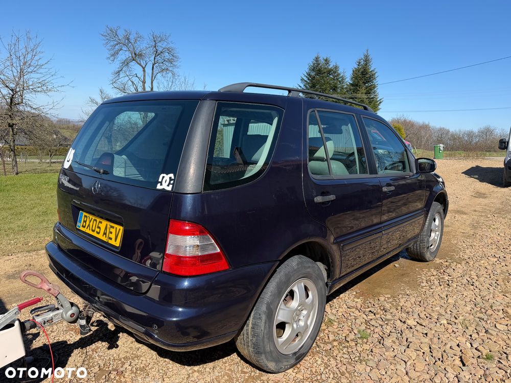 Mercedes-Benz ML 350 - 4