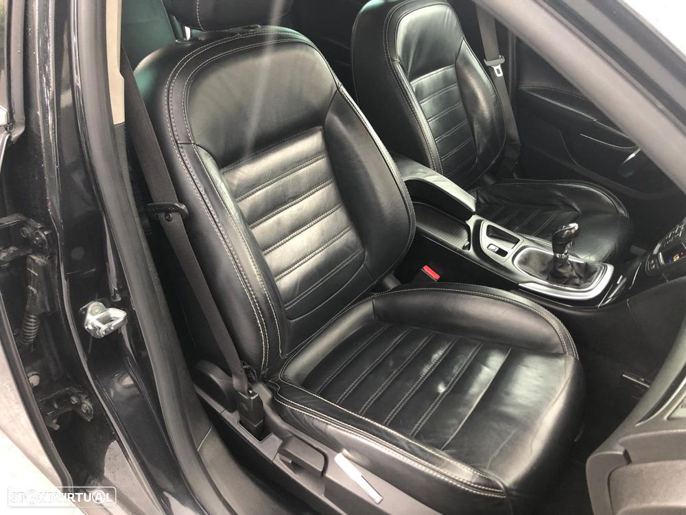 Opel Insignia Sports Tourer 2.0 CDTi Cosmo S/S - 13