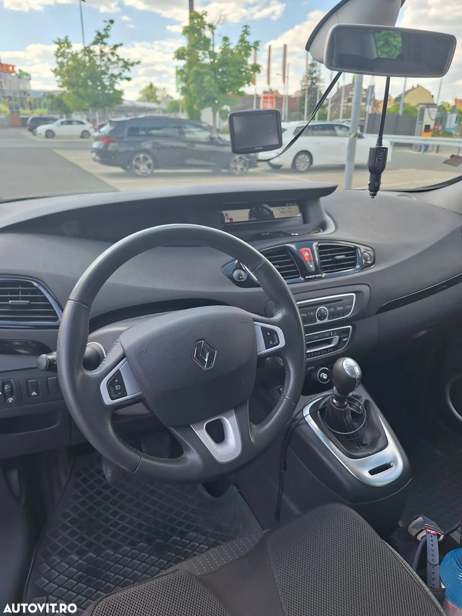 Renault Grand Scenic - 6