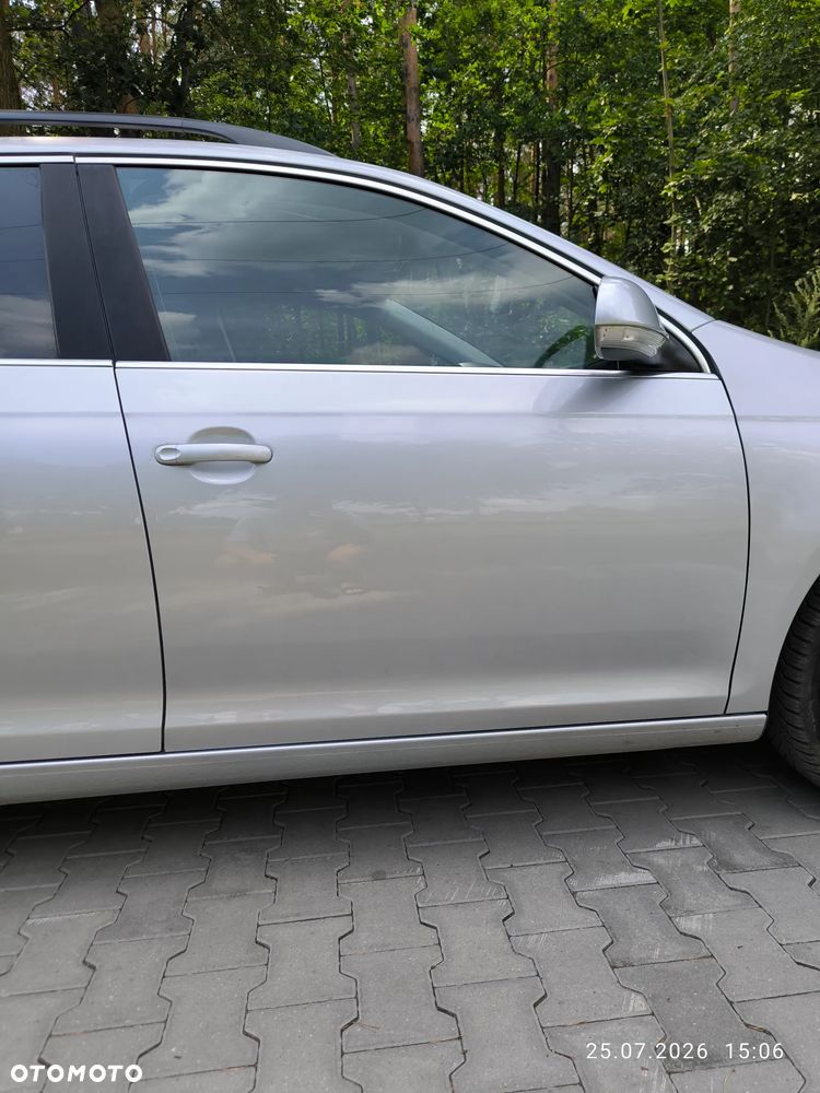 Volkswagen Golf 2.0 TDI Comfortline - 9