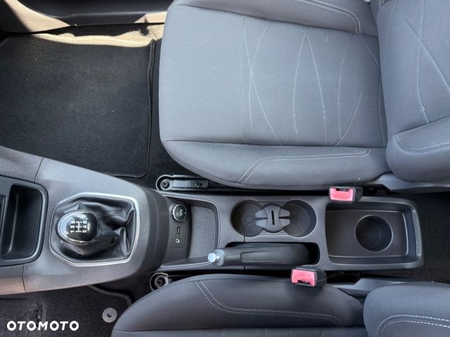 Ford Fiesta - 16