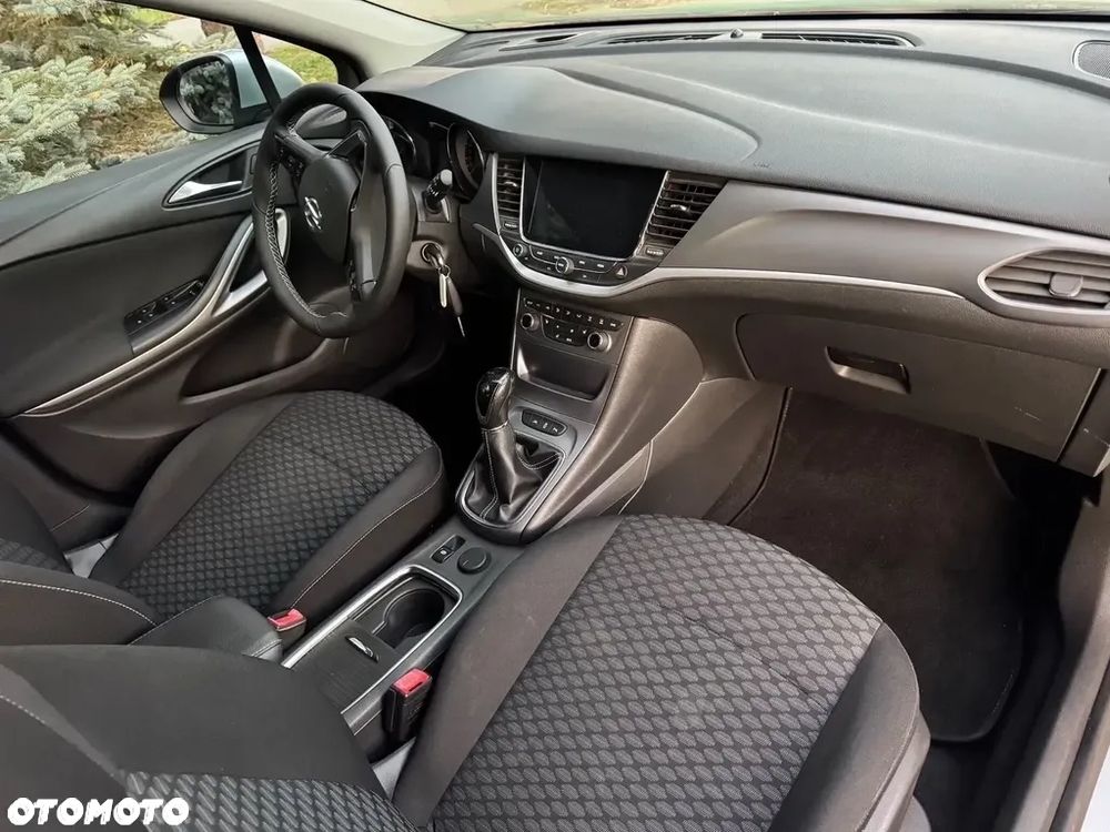 Opel Astra - 9