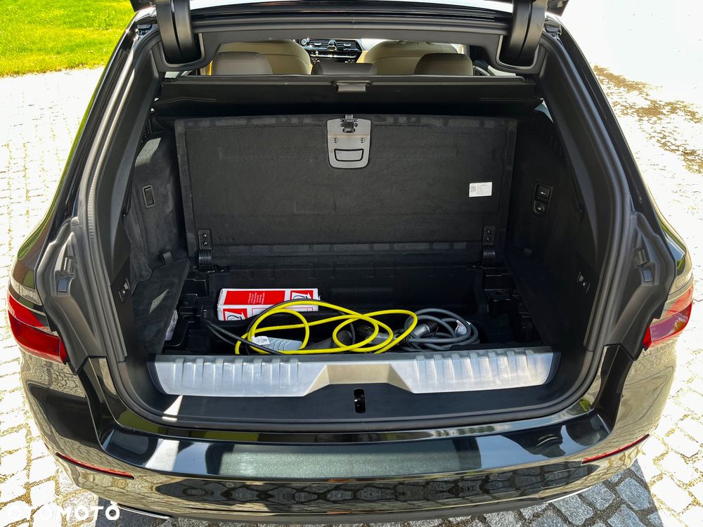 BMW Seria 5 530e - 17