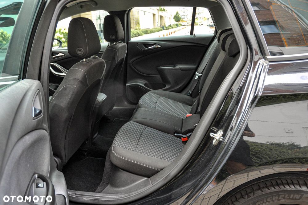 Opel Astra - 8