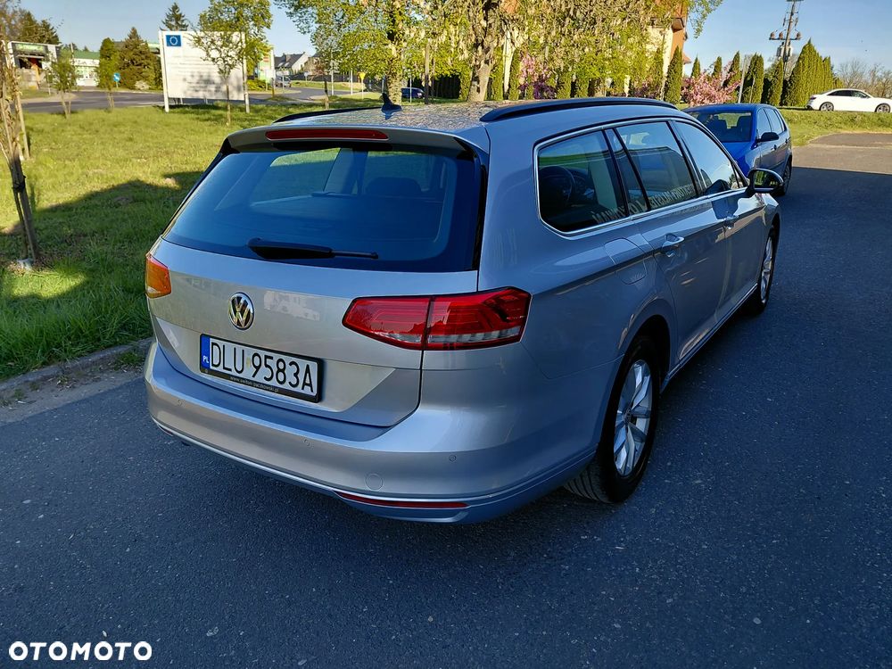 Volkswagen Passat 2.0 TDI SCR Comfortline DSG - 11