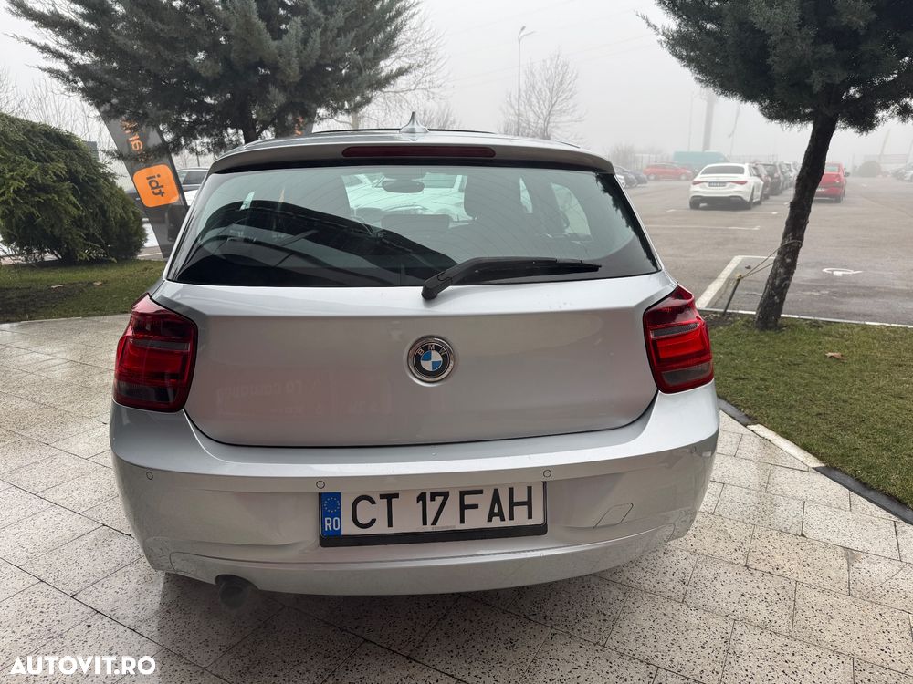 BMW Seria 1 116i Aut. Sport Line - 32