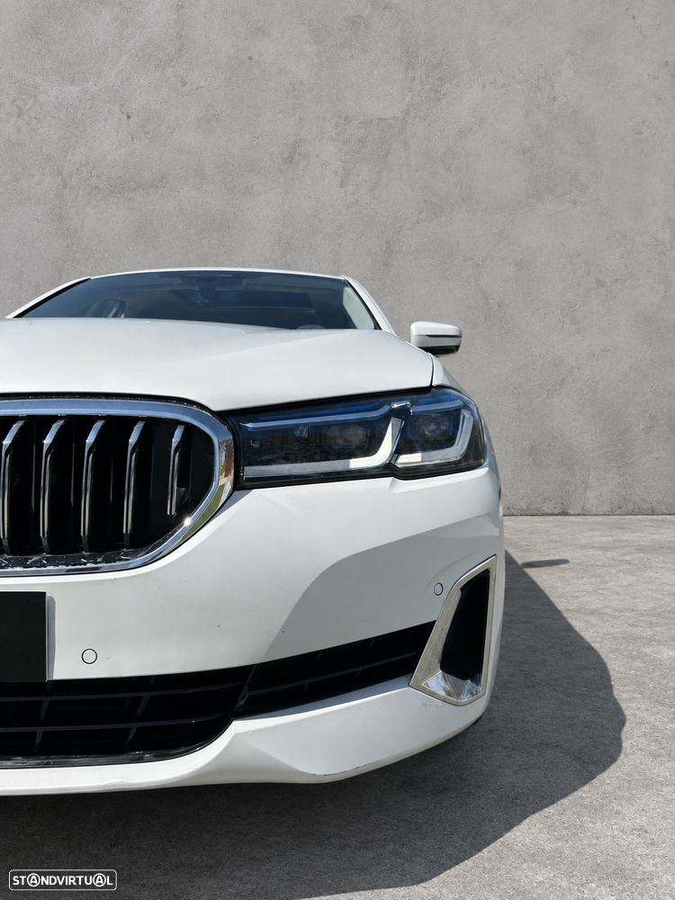 BMW 530 e xDrive Aut. Luxury Line - 7