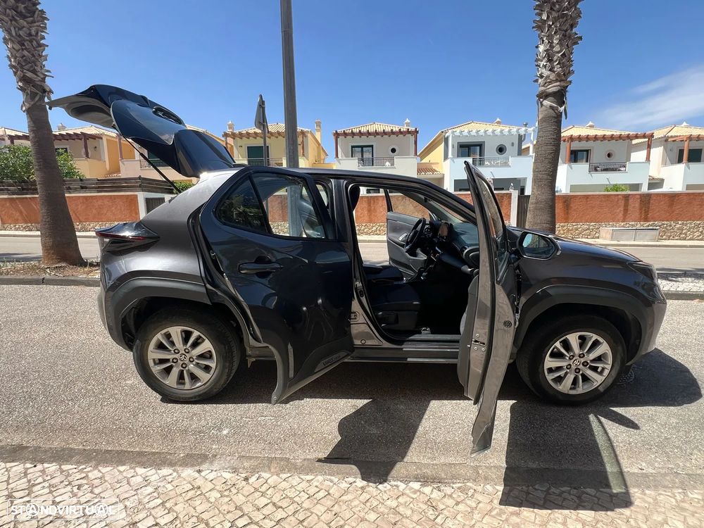Toyota Yaris Cross 1.5 HDF Comfort Plus - 19