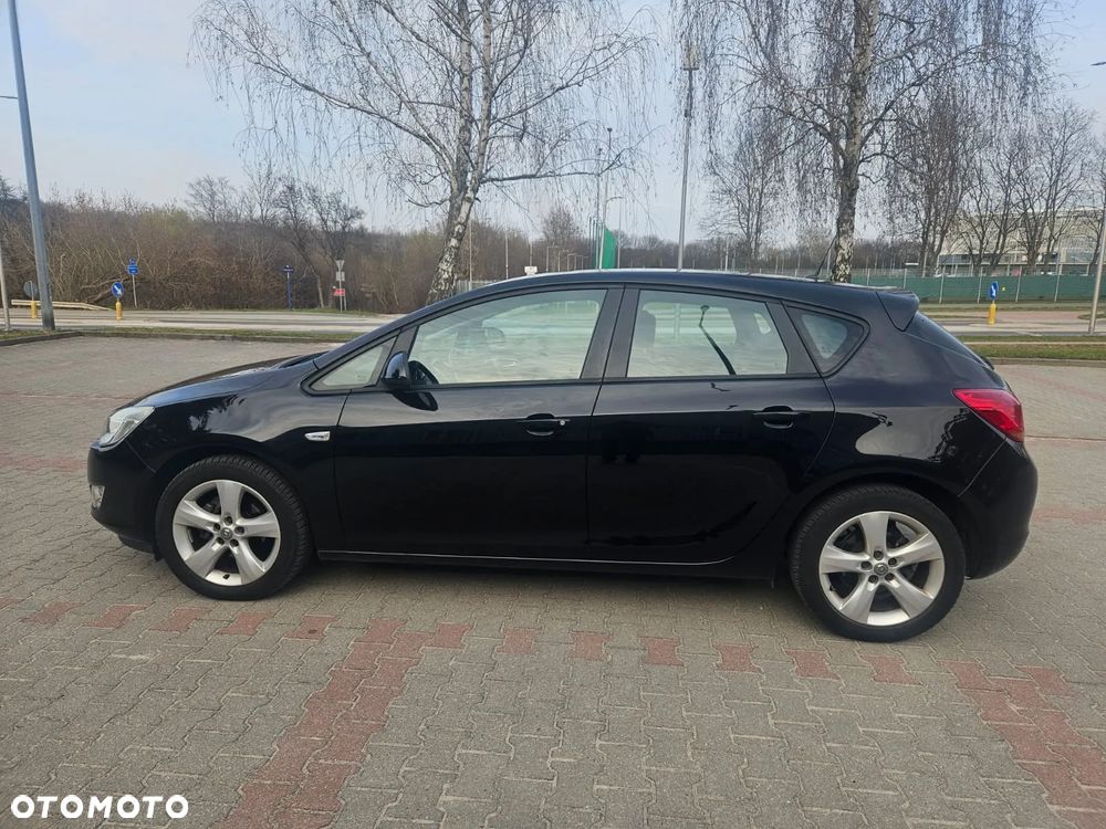 Opel Astra 1.4 Turbo - 5
