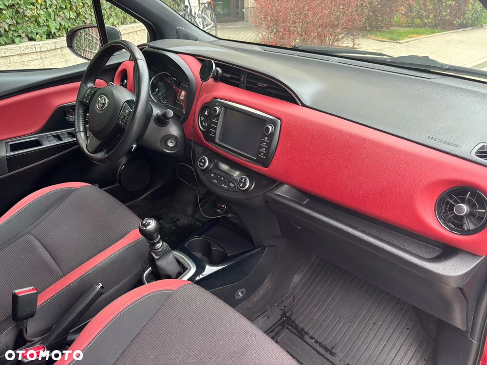Toyota Yaris 1.5 Selection - 13