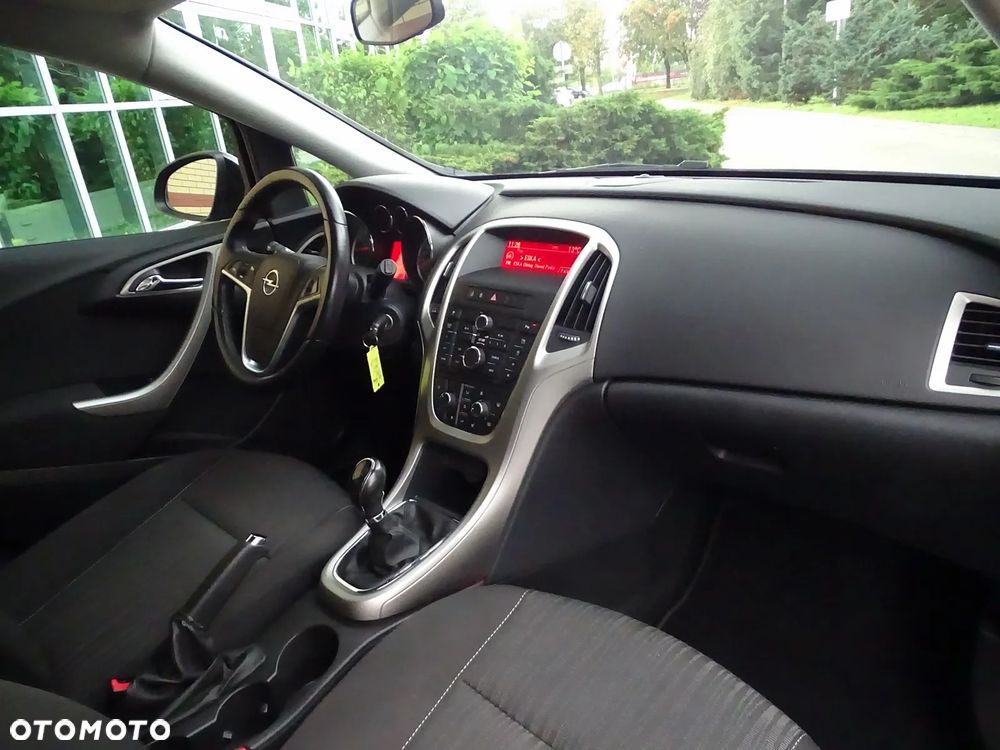 Opel Astra 1.6 Design Edition - 7