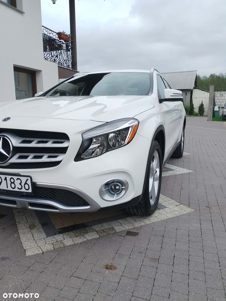 Mercedes-Benz GLA 250 7G-DCT Style - 12