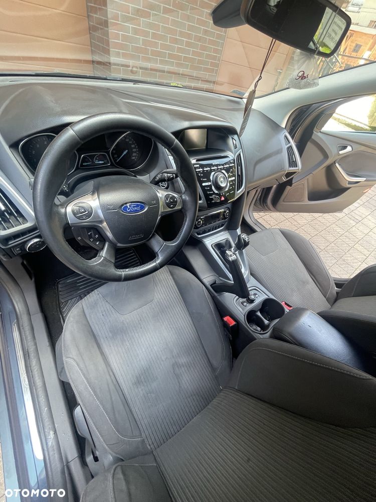 Ford Focus - 8