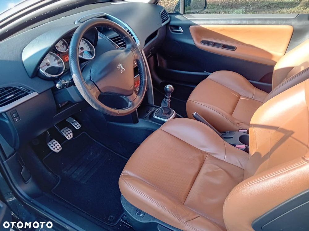 Peugeot 207 1.6 THP Allure - 4