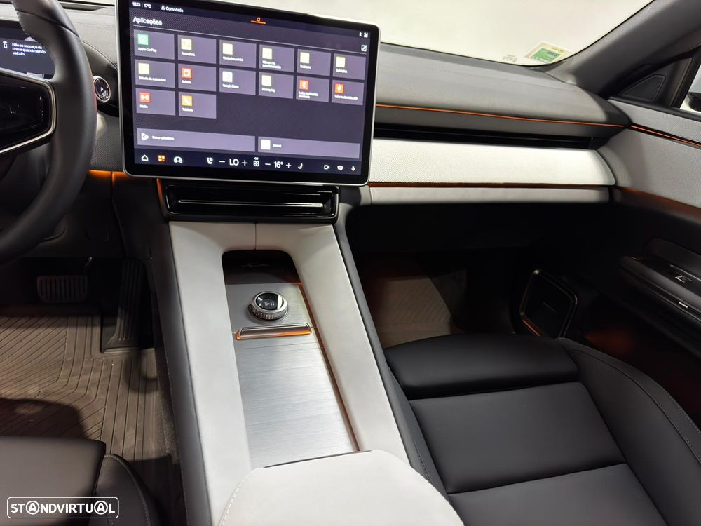 Polestar 4 Long Range 100 kWh Single Motor Plus - 33