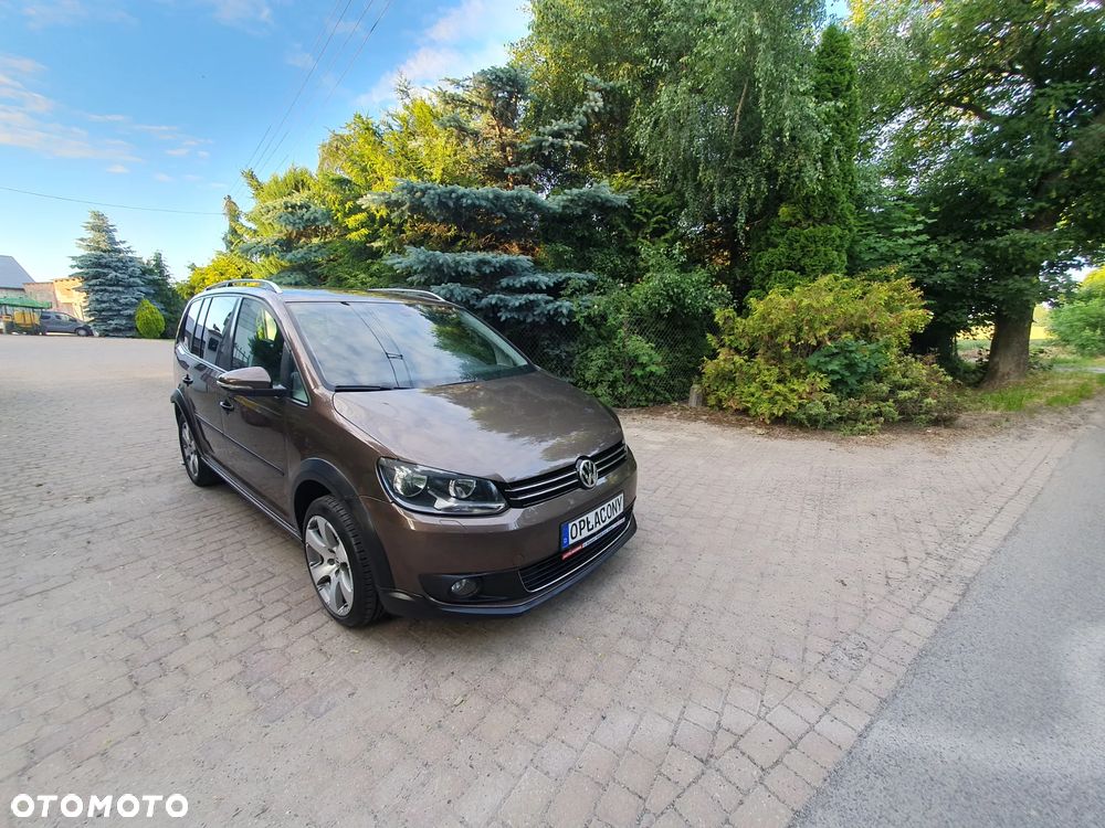 Volkswagen Touran 1.6 TDI DPF Cross - 2