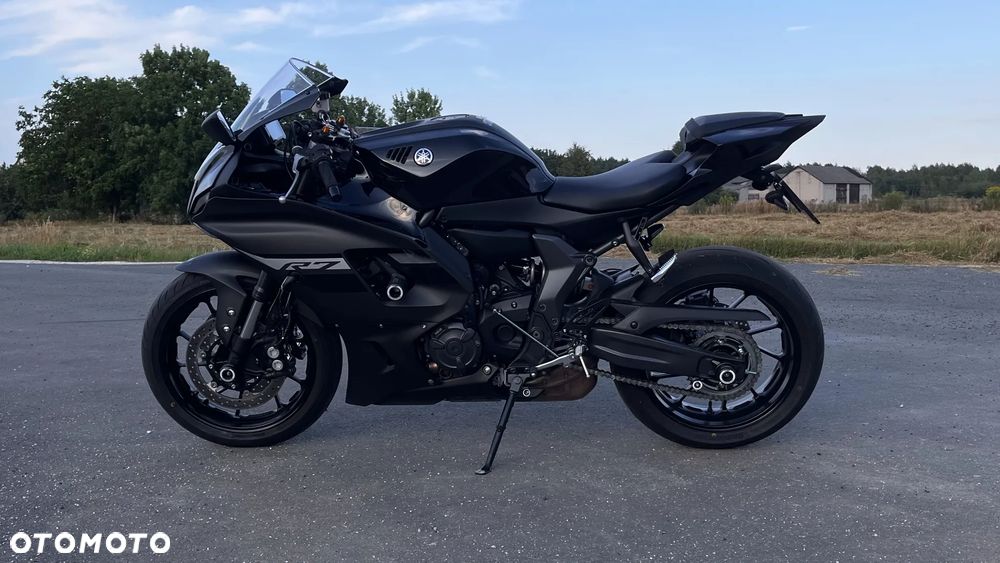 Yamaha R7 - 6