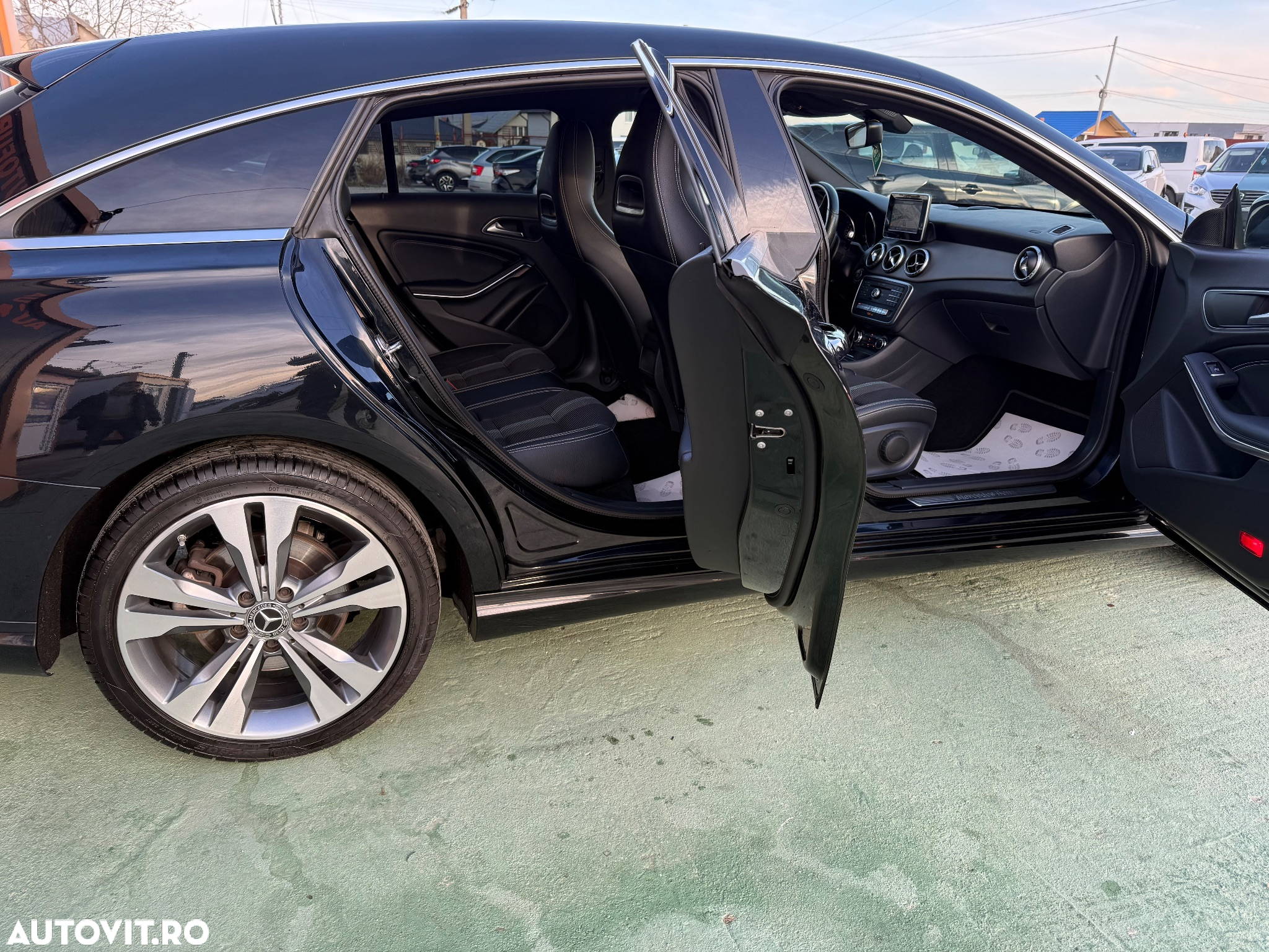 Mercedes-Benz CLA Shooting Brake 200 (CDI) d 7G-DCT AMG Line - 33
