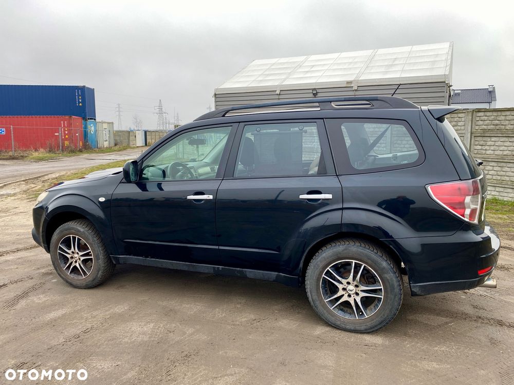 Subaru Forester 2.0D Active - 6