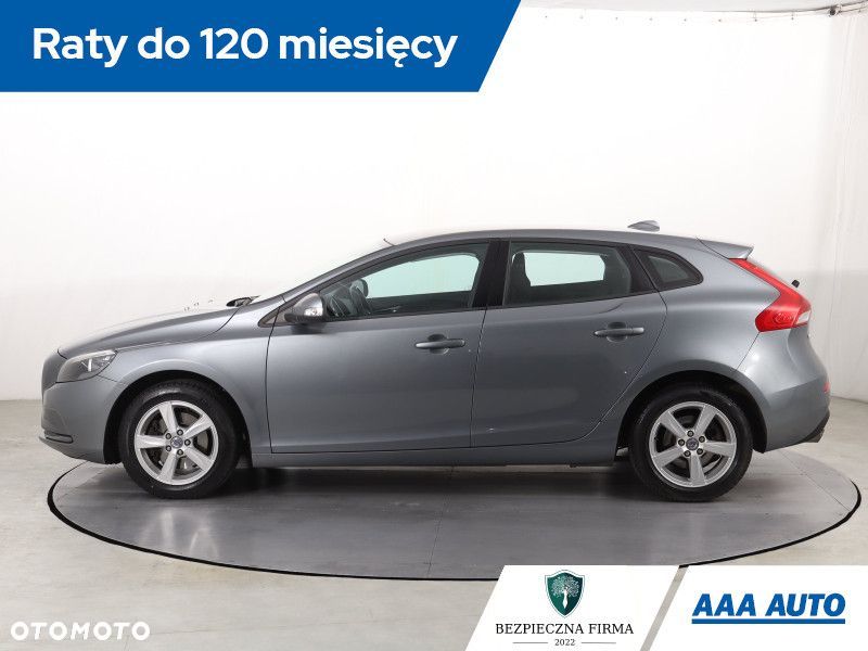 Volvo V40 - 4