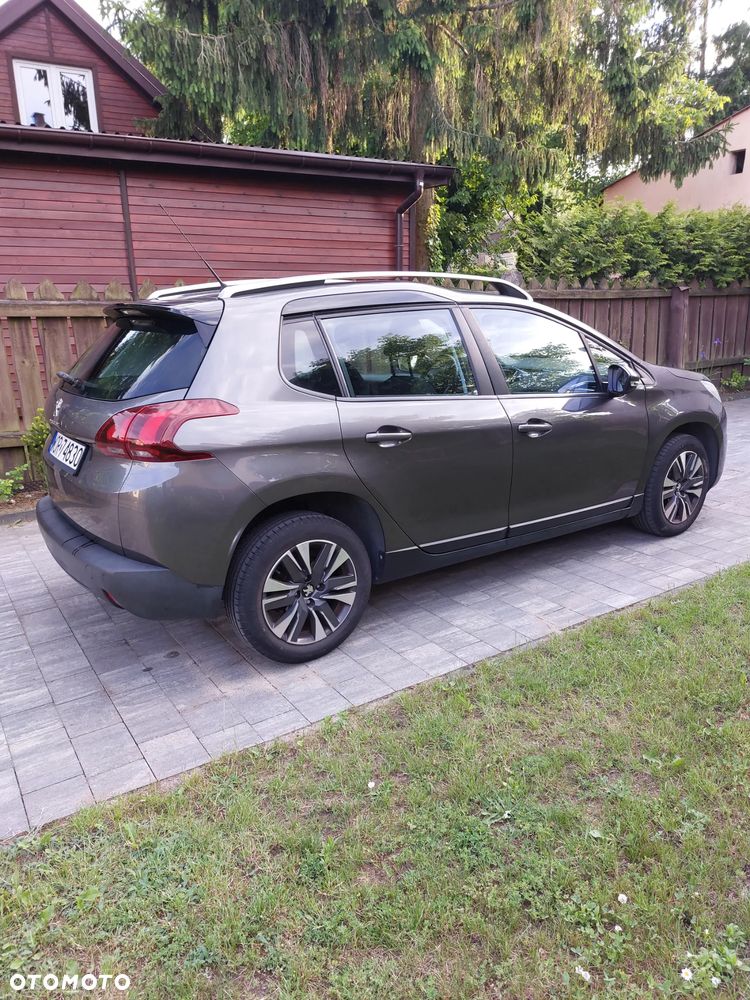Peugeot 2008 - 6