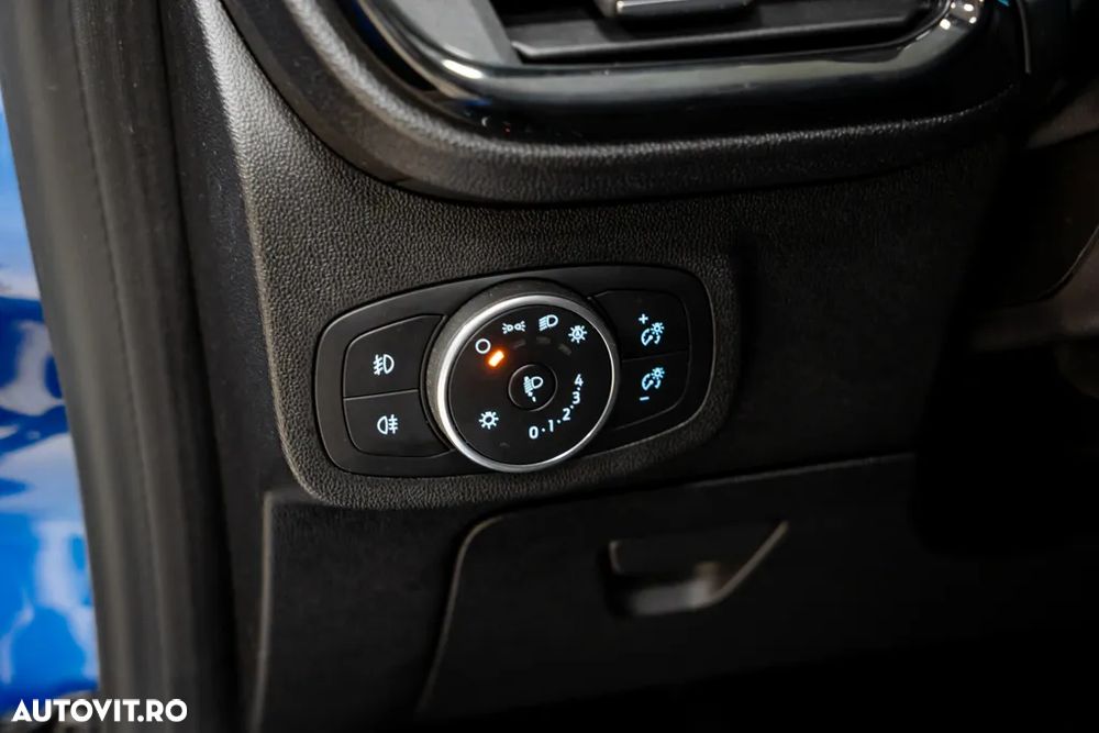 Ford Fiesta 1.1 Titanium - 21