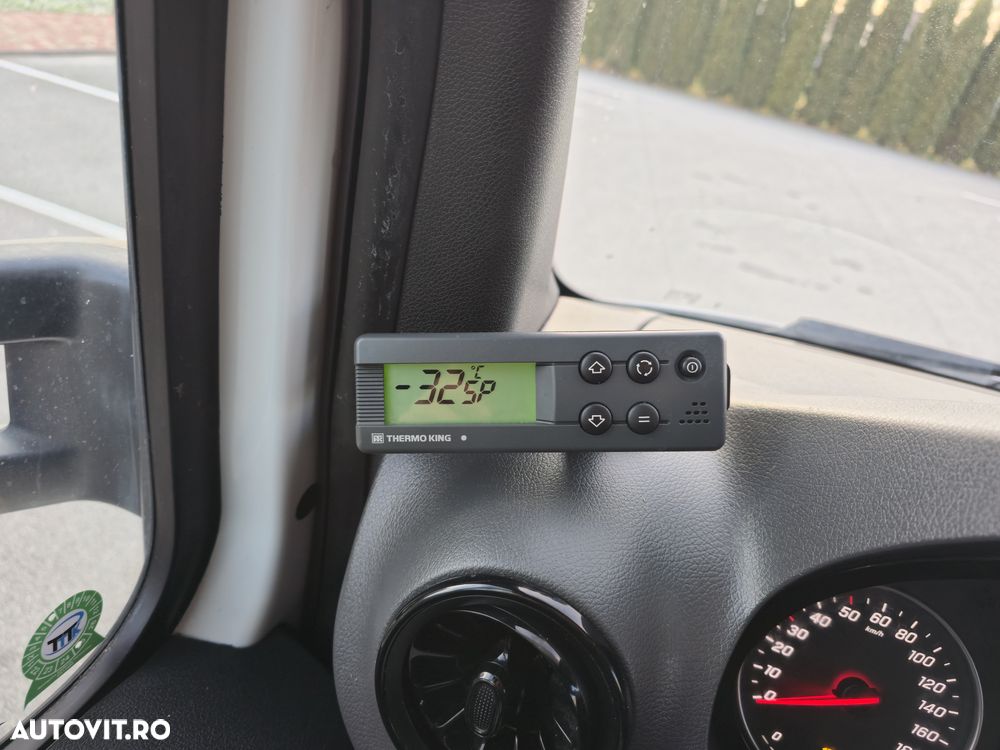 Mercedes-Benz Sprinter - 20