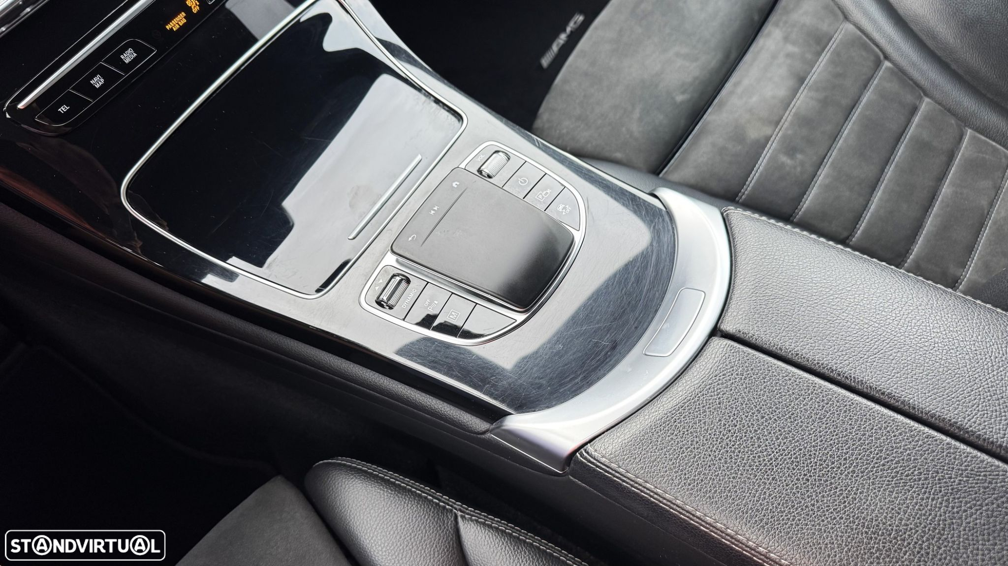 Mercedes-Benz GLC 300 Coupe de 4Matic 9G-TRONIC AMG Line Plus - 34